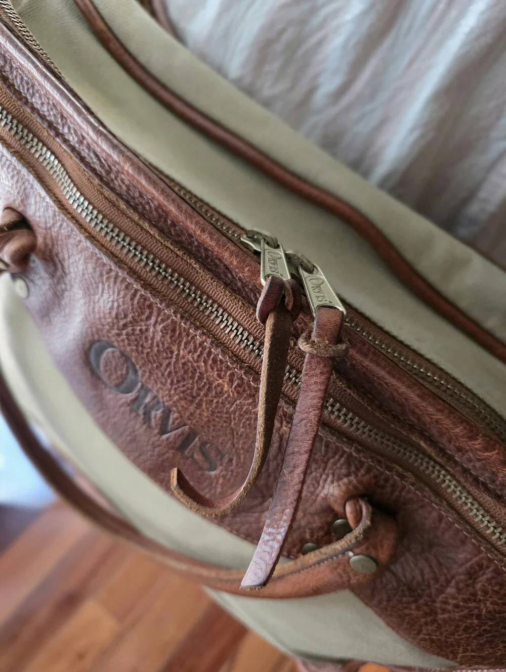 Vintage Orvis Canvas & Leather Messenger Bag Briefcase Laptop Bag with Strap